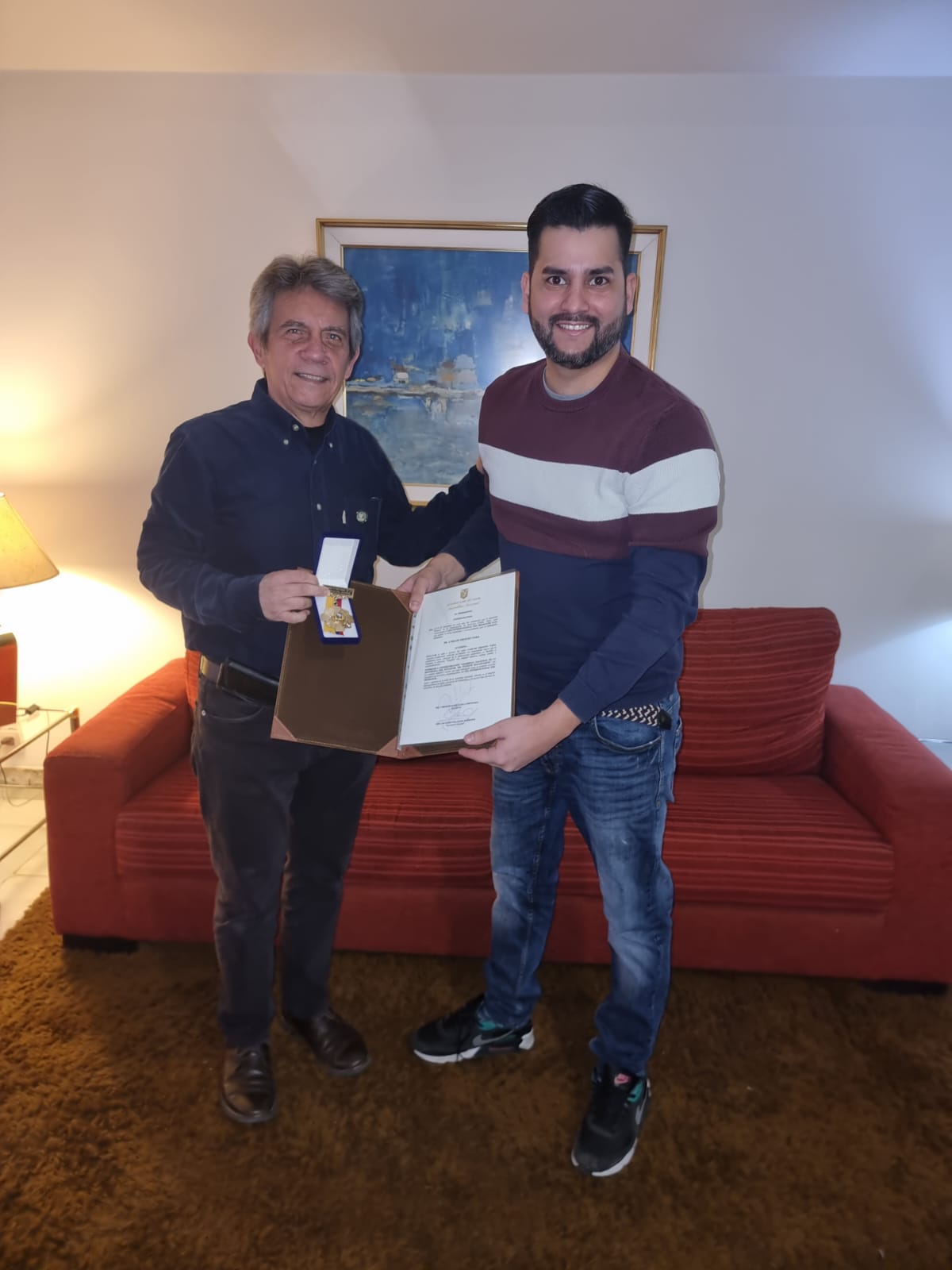 condecoracion dia del migrante a la toquilla