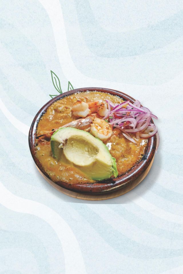 cazuela mixta ecuatoriana